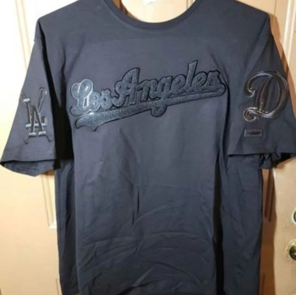 LOS ANGELES DODGERS BLACKOUT STITCHED LOGOS SHIRT XL/2XL AVAILABLE